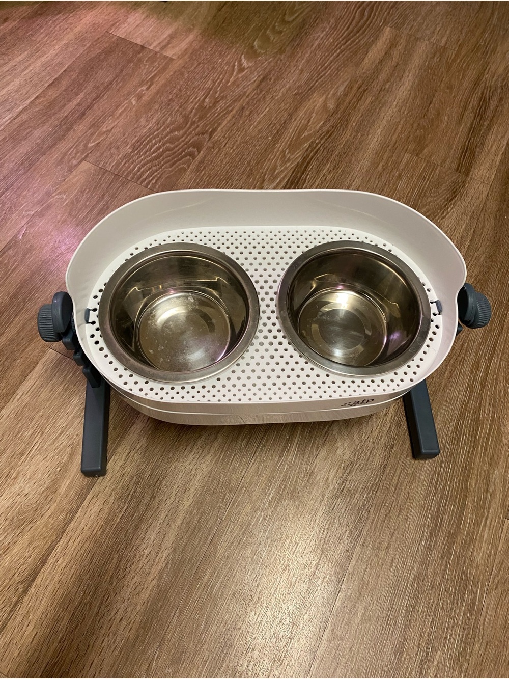 Adjustable Elevated Double Pet Bowl - White with Gray Accents